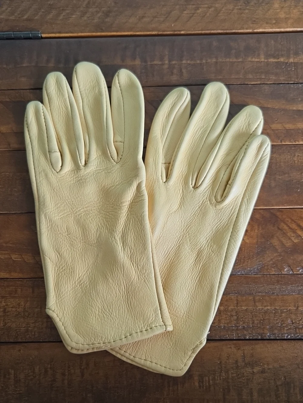 Geier Glove Co Classic Leather Driving Gloves Pale Yellow